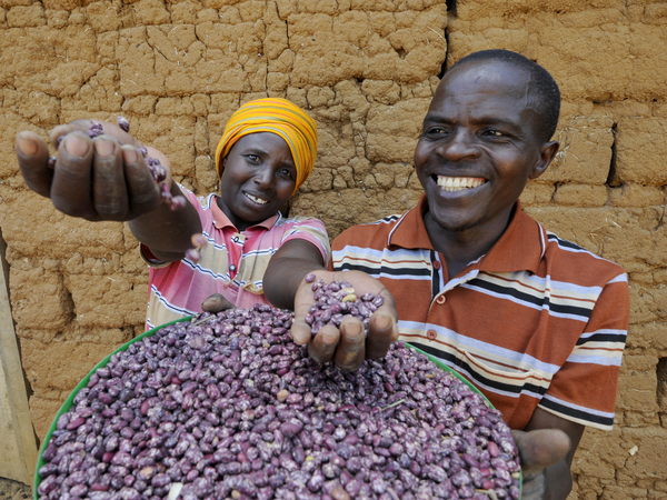 Augstine and Beathe - Nut farmers - Rwanda