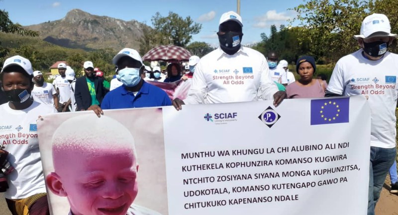 Albinism - Malawi - campaigning 