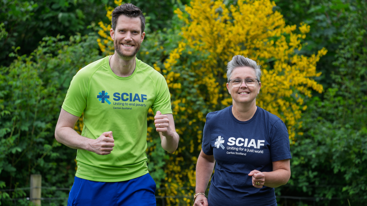 Marathon Runners FREE Photo by James Cave SCIAF 18