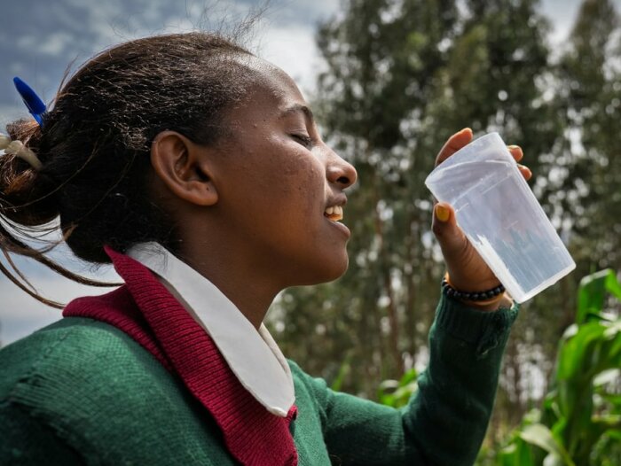 Hirit drinking water